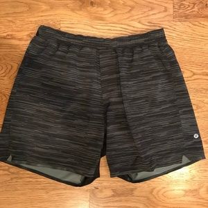 7" Lululemon Surge Shorts Large